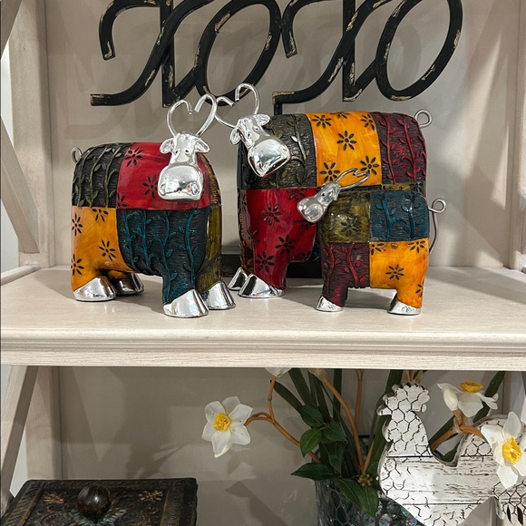 & Other Stories Multicolor Patchwork Cow Figurines